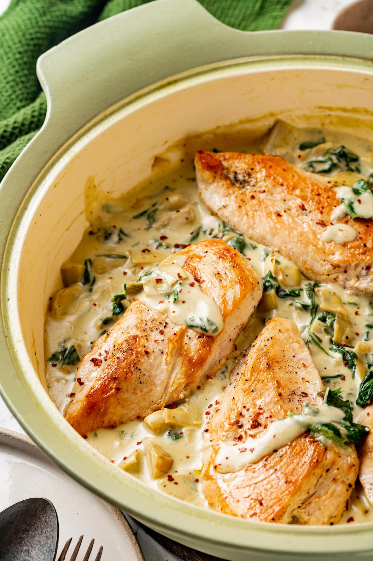 Cozy One-Pan Chicken with Spinach Artichoke Dip Flavors